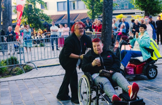  (vergroot foto)