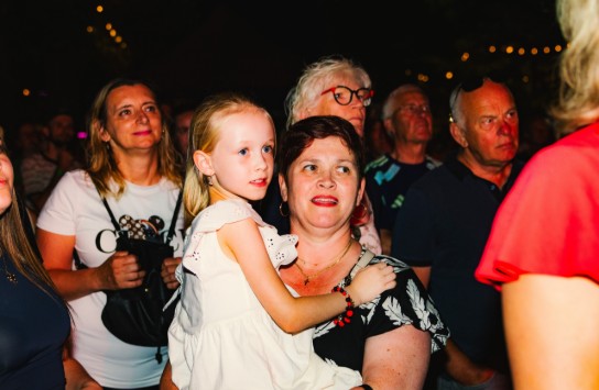  (vergroot foto)