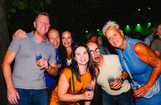  (vergroot foto)