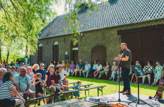  (vergroot foto)
