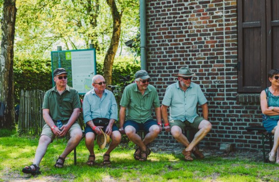 (vergroot foto)